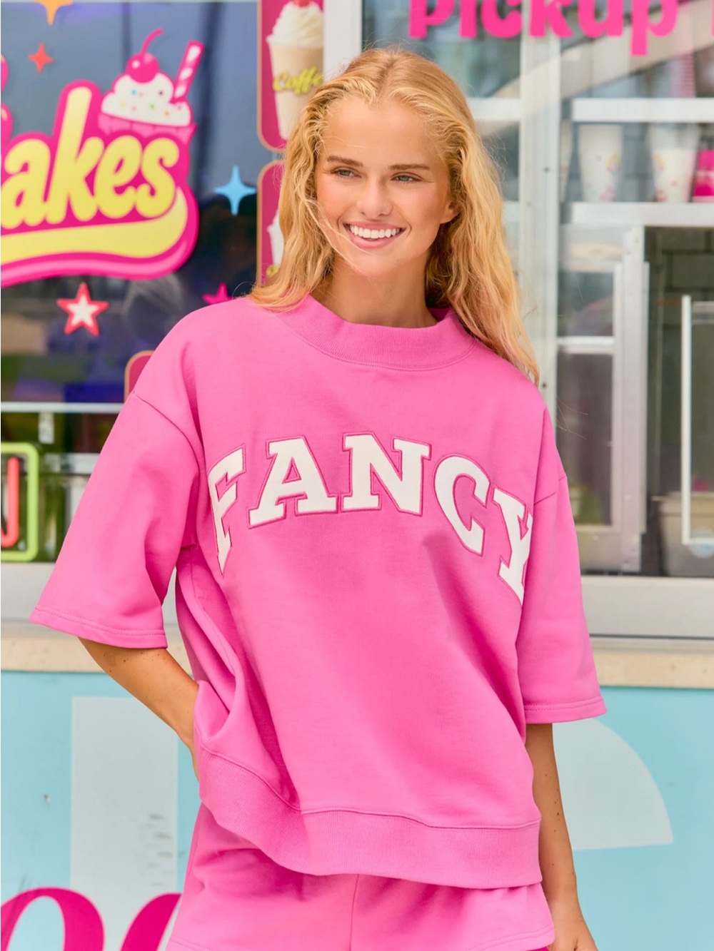 Fancy Oversized 'FANCY' Short-Sleeve Crewneck L/XL & Shorts Size L -Bubblegum